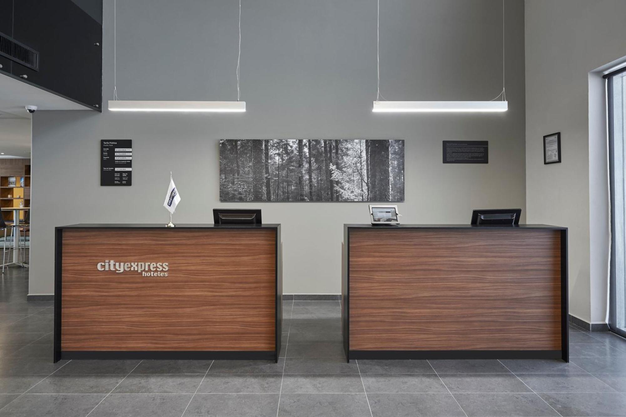 ซิตี้ เอ็กซ์เพรส กุสตาโว บาซ Hotel Tlalnepantla de Baz ภายนอก รูปภาพ
